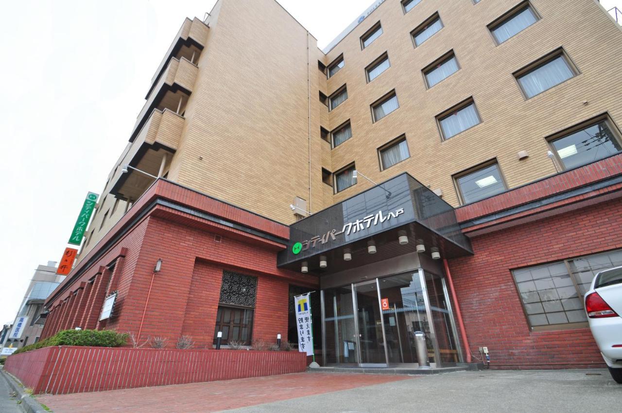 City Park Hotel האצ'ינוהה מראה חיצוני תמונה